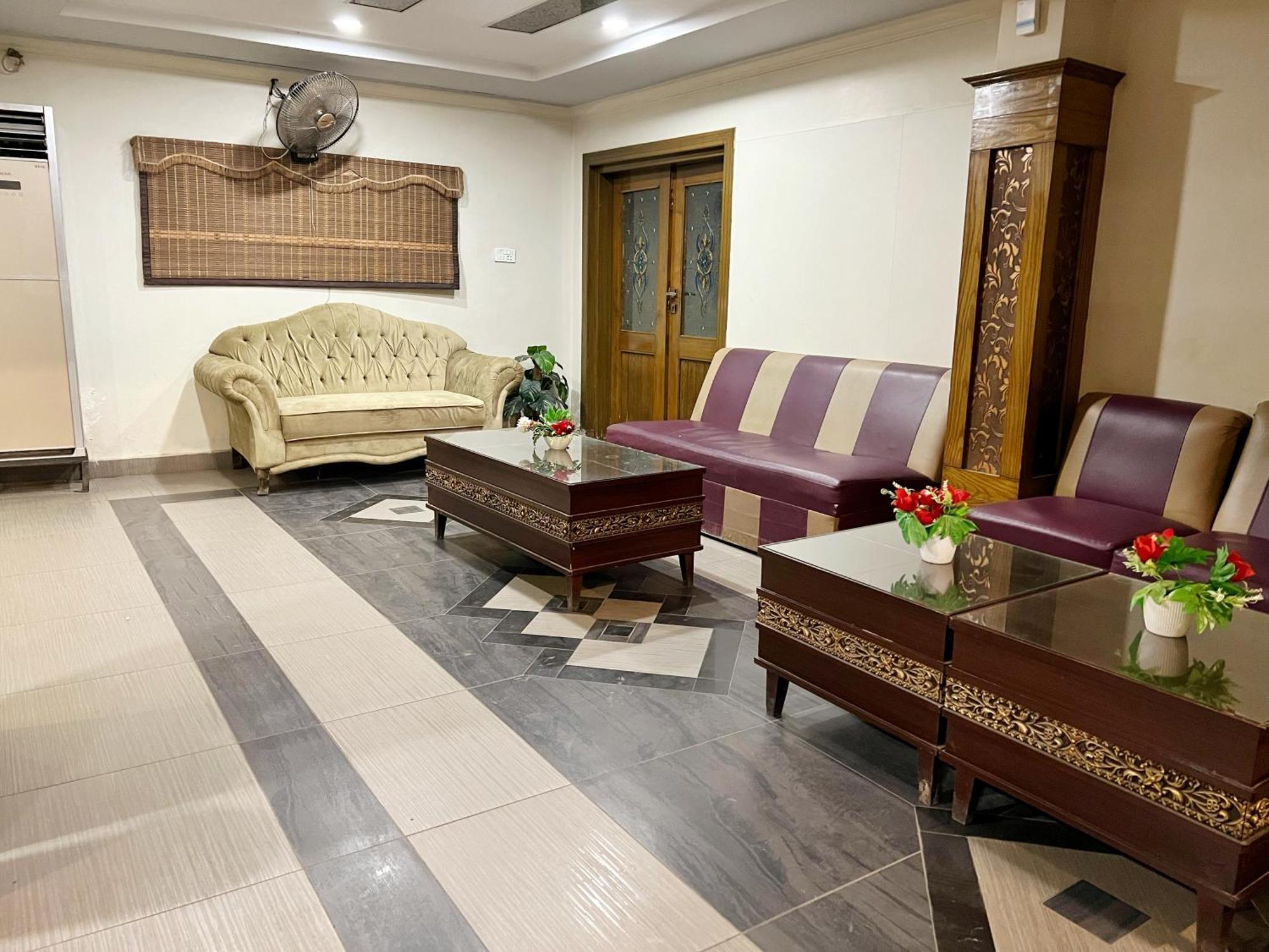 The Grand Hotel Multan Exterior photo